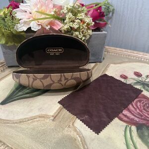 Coach Eyeglasses Sunglasses Hard Shell Case & Cleaning Cloth